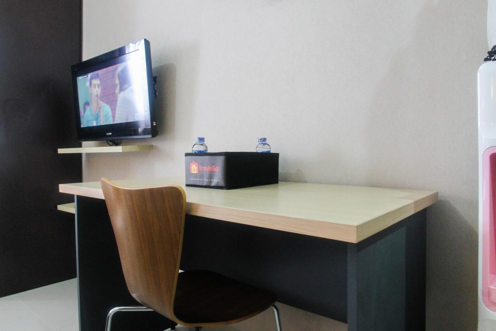Minimalist The Oasis Near Omni Hospital Cikarang By Travelio *